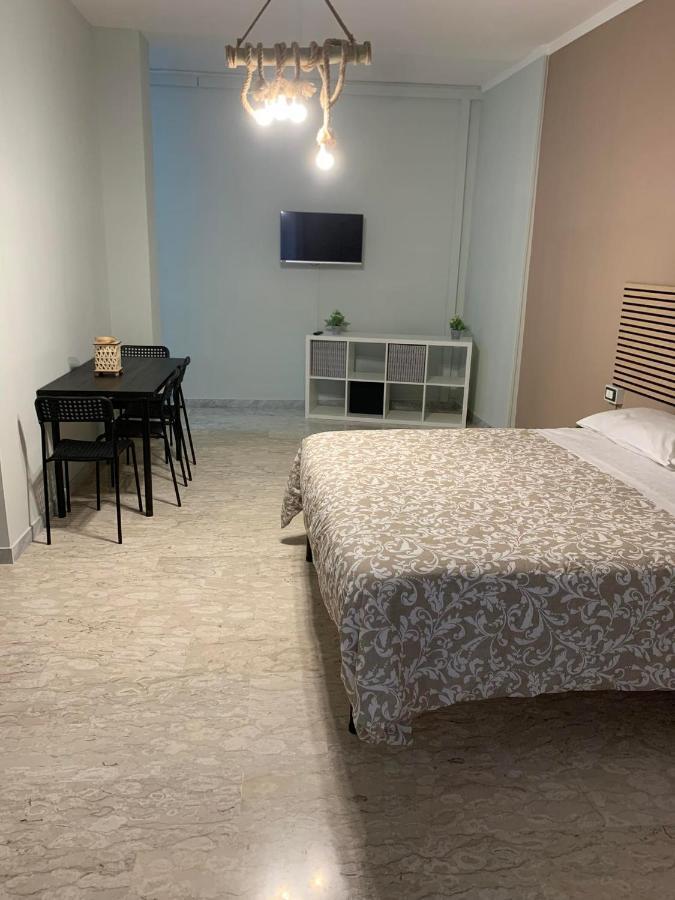 Neapolis Center2 * Napoli